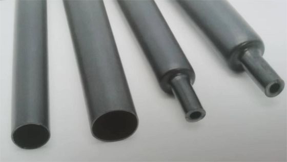 الصمغ المتوسط الجدار المغطى بالحرارة القابلة للتقلص الأنابيب المتقاطعة Polyolefin الكابلات الكهربائية الحماية