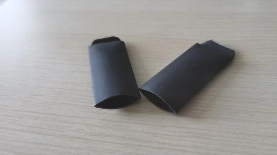 IP67 البوليوليفين الأسود عازل كابل نهاية الغطاء الحرارة قابلة للتقلص سلك نهاية الغطاء